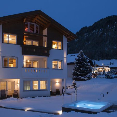 Apartments Antines Selva di Val Gardena Room photo